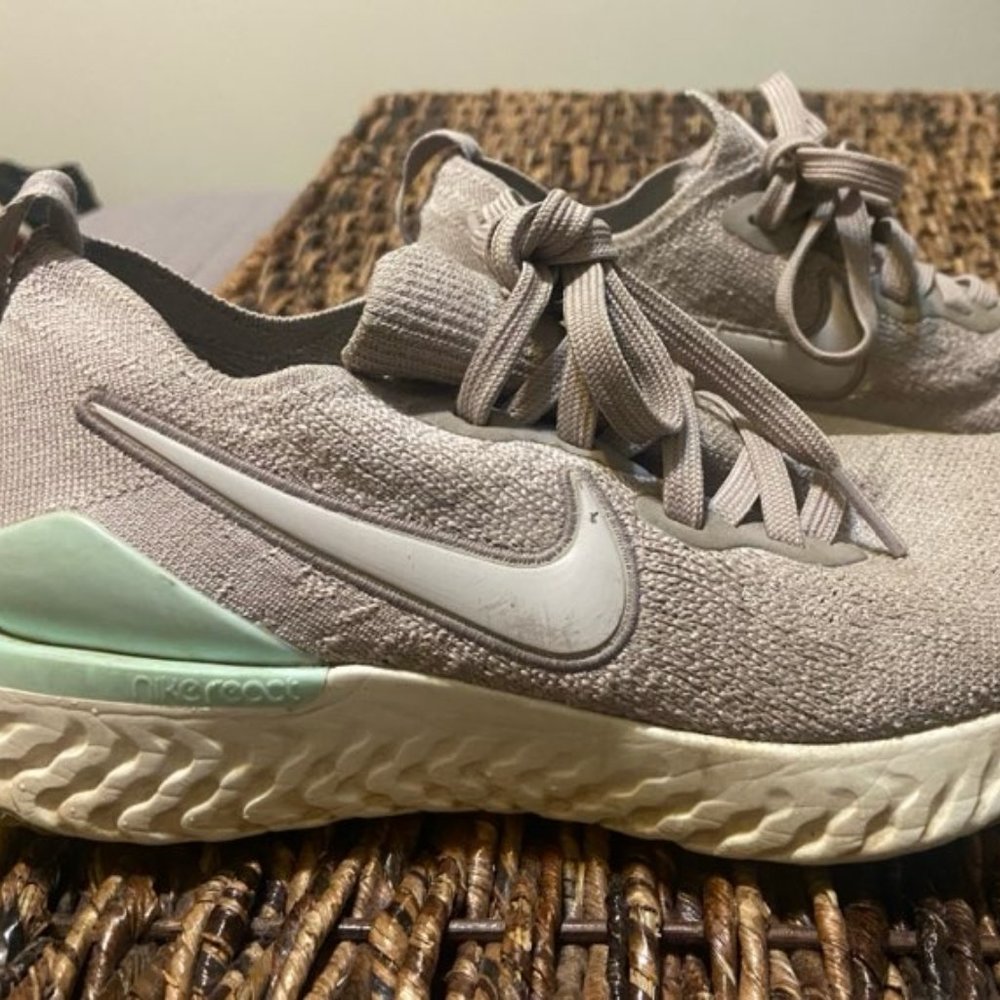 Nike, Sneakers, Light brown and Blue, 7